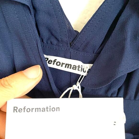 Reformation Peppermint Maxi Dress in Navy size XSP - Picture 9 of 16